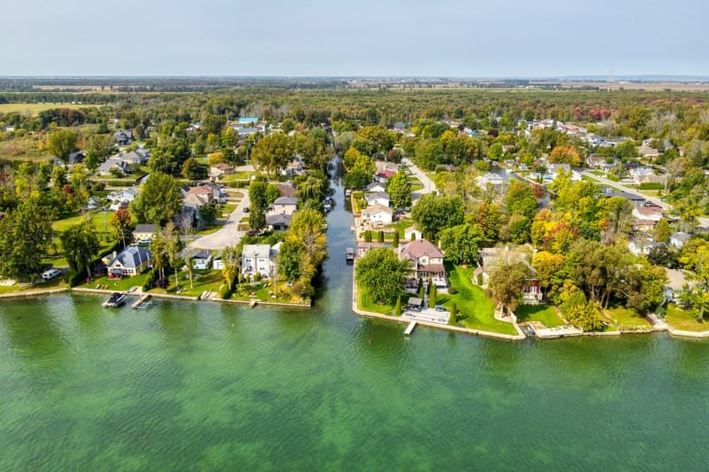 Drone portfolio example 3 - Professional real estate photography by Hausvalet